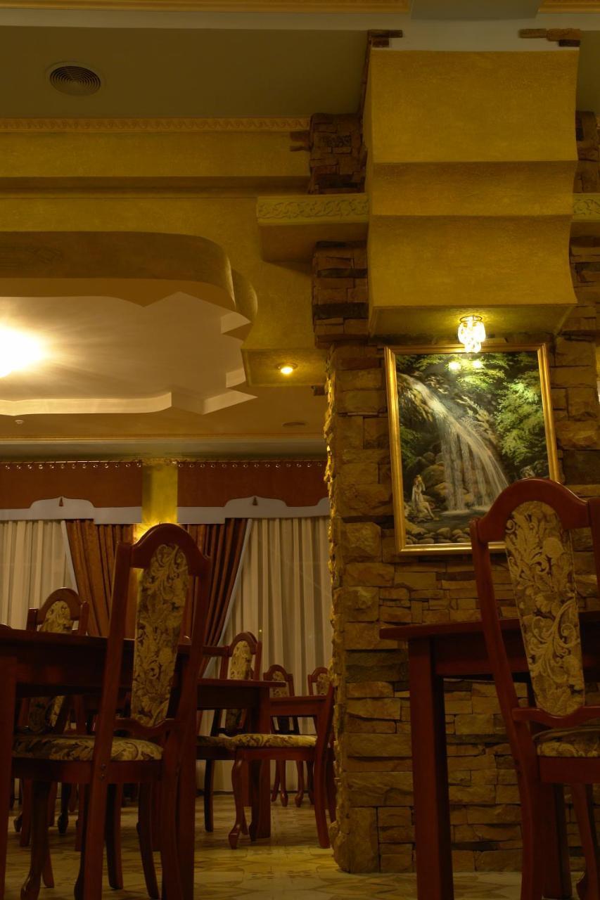 موتيل Chupyra Грк Золота Підкова المظهر الخارجي الصورة